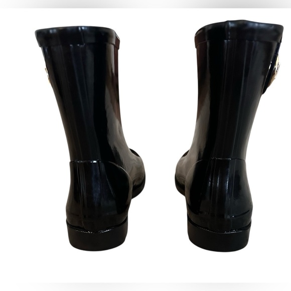 MICHAEL KORS BENJI RAIN BOOTIE/BOOTS BLACK w/ GOLD LOGO Size 8 - Picture 4 of 10